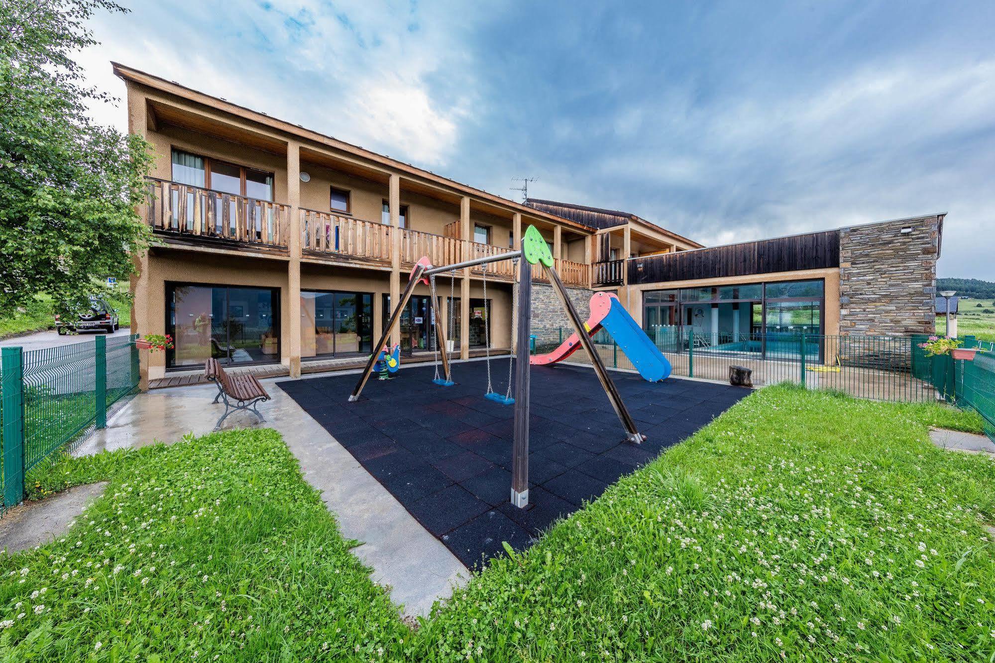 Aparthotel Noemys Clos Des Fontaneilles 3*