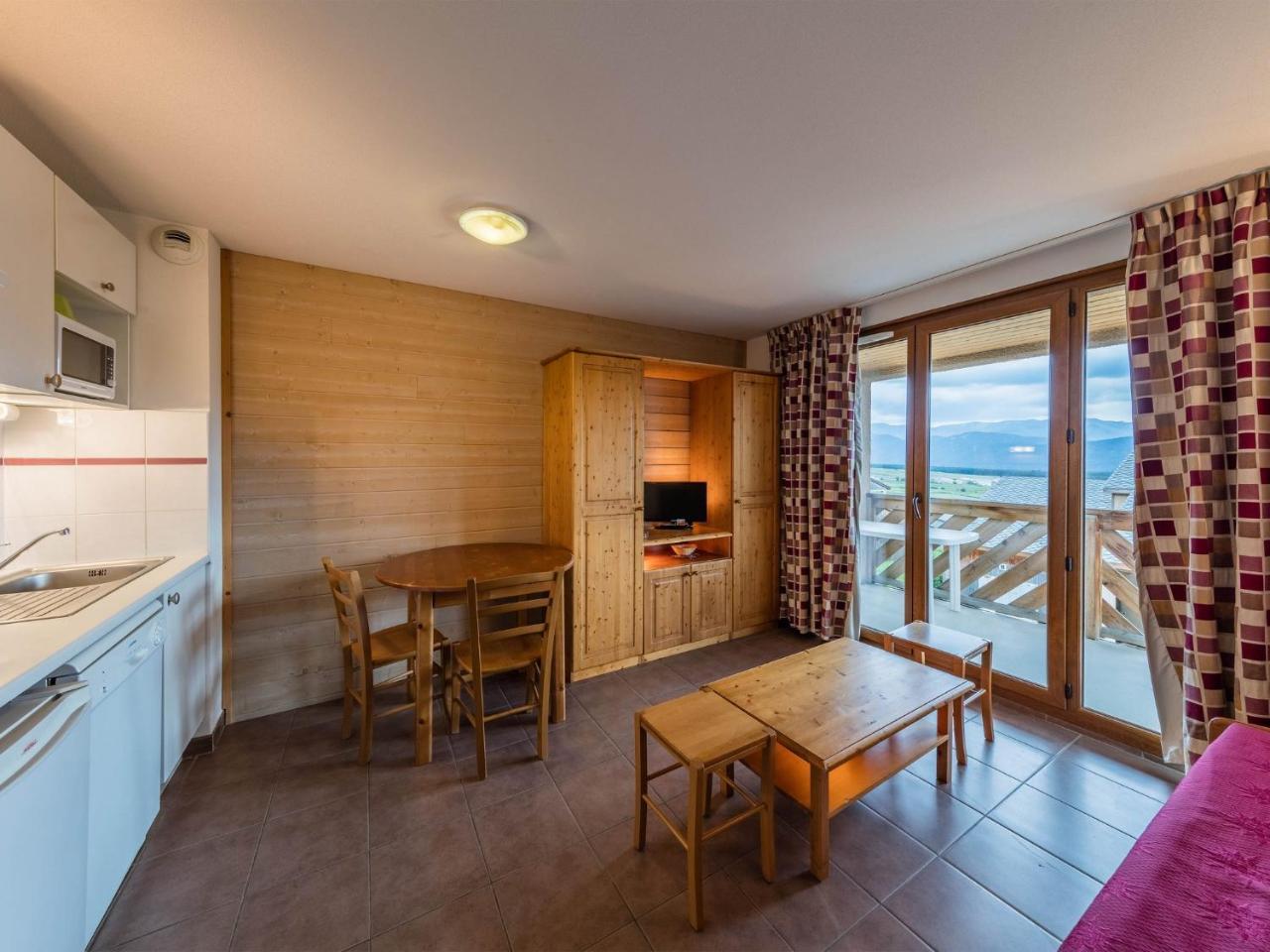 Noemys Clos Des Fontaneilles Aparthotel